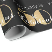 50と素晴らしい金ゴールドパーソナライズされた誕生日パーティー ラッピングペーパー (ロールコーナー)