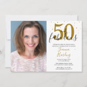 50と素晴らしい金ゴールドブラッエレガントク誕生日写真 招待状 (正面)