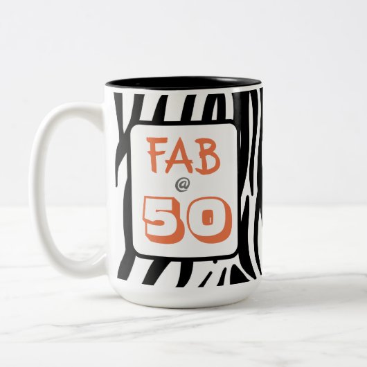 50と素晴らしい50誕生日ブラックタイガーストライプズ ツートーンマグカップ (左)