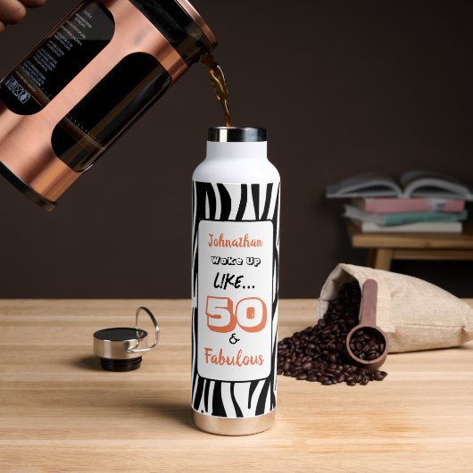 50と素晴らしい50th誕生日ブラックタイガープリント ウォーターボトル (コーヒー)