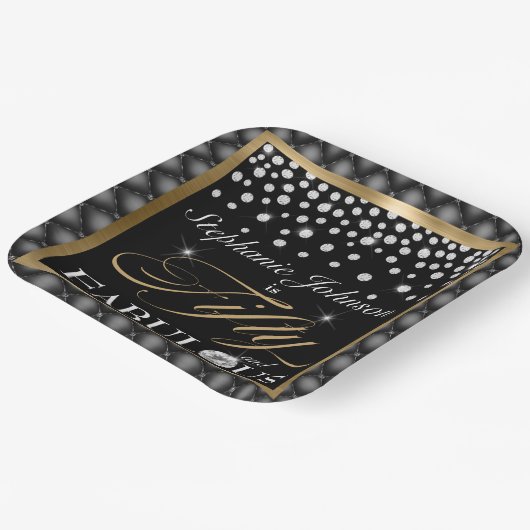 50と素晴らしい50th誕生日ブラック金ゴールドシック ペーパープレート (傾斜あり)