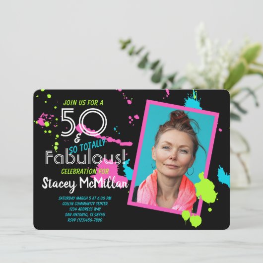 50と素晴らしい80sレトロ絵を描(ばちゃばちゃ)跳ねる誕生日 招待状 (スタンド正面)