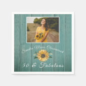 50と素晴らしい |ひまわりグリーン誕生日 スタンダードカクテルナプキン (正面)