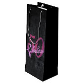 50と素晴らしい |プラムパープルとピンクグランジ色 ワインギフトバッグ (裏面アングル)