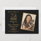 50と素晴らしい！黒と金ゴールドの50歳の誕生日パーティー 招待状 (正面)