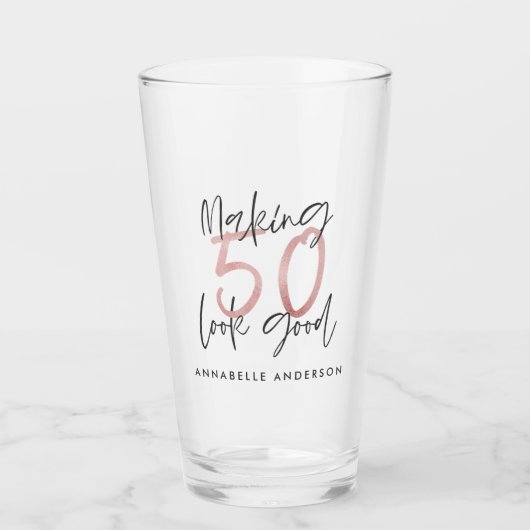 50をピンクの誕生日にガーリー見せるグリッター タンブラーグラス (正面)