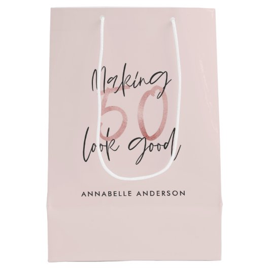 50をピンクの誕生日にガーリー見せるグリッター ミディアムペーパーバッグ (裏面)