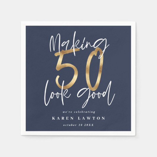 50を良い誕生日パーティー金ゴールドナプキンに見せる スタンダードカクテルナプキン (正面)