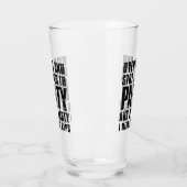 50を超え、まだパーティーを愛する タンブラーグラス (左)