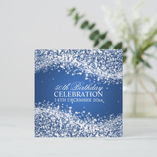 50エレガント歳の誕生日パーテきらめくィーのウェーブブルー 招待状 (スタンド正面)