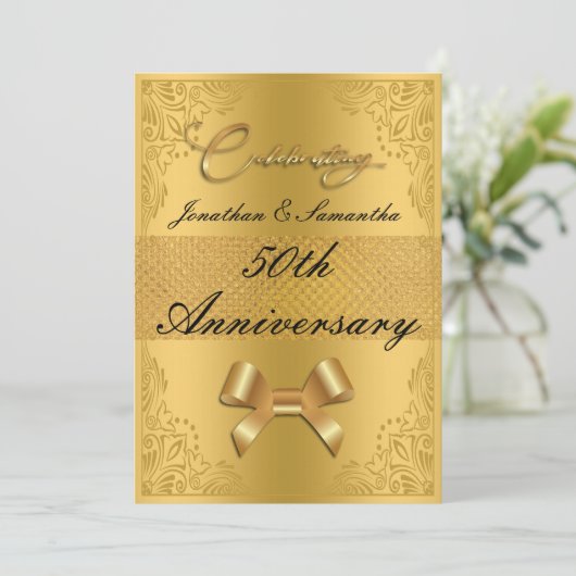 50パーソナライズされた周年結婚金ゴールド弓 招待状 (スタンド正面)