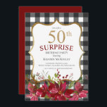 50モダン誕生日ブラックレッドフローラグリッター 招待状<br><div class="desc">このおもしろいデザインは、あなたの50歳の誕生日イベントに最適である。このデザインは、バッファローの格子状の背景、金ゴールドフェイクグリッターのアクセント、赤い花、およびカスタムタイポグラフィを備えている。</div>