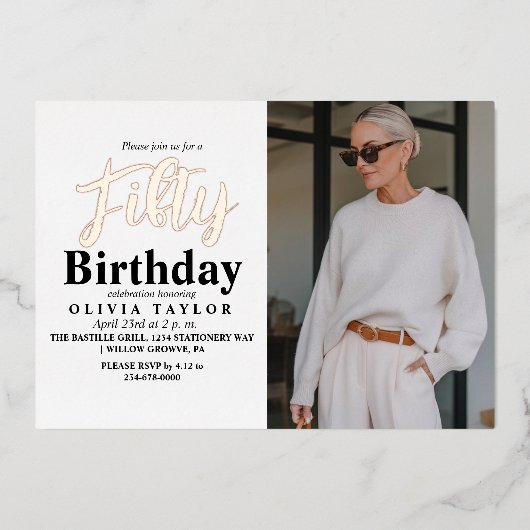 50モダン誕生日白黒写真五十 箔招待状 (正面)