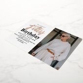 50モダン誕生日白黒写真五十 箔招待状 (回転した状態)