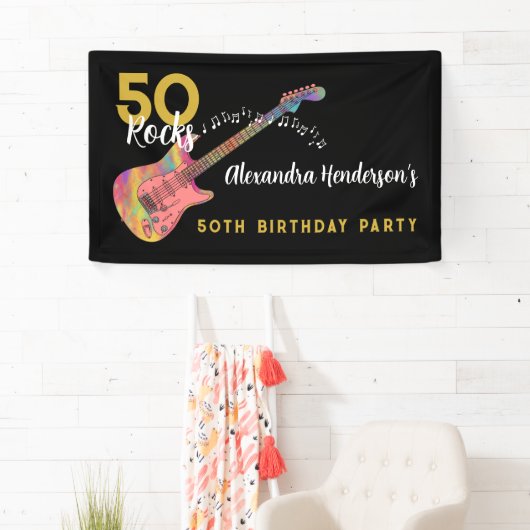 50ロックバースデーパーティーピンクギターブラックと金ゴールド 横断幕 (インサイチュ)