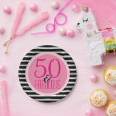 50人のすばらしく黒いショッキングピンク|の女性の第50誕生日 ペーパープレート (パーティー)