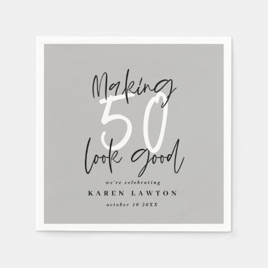 50人を良い誕生日パーティーに見せる スタンダードカクテルナプキン (正面)