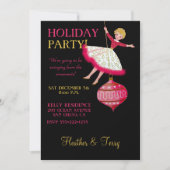 50代の女性がクリスマスの飾りで振る シーズンカード (正面)