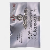 50名前をカスタムする調整記念日チャイス キッチンタオル (縦)