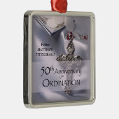 50名前をカスタムする調整記念日チャイス メタルオーナメント (右)