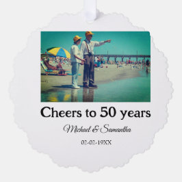 50周年に対する歓呼の追加の名前の写真日付 オーナメントカード