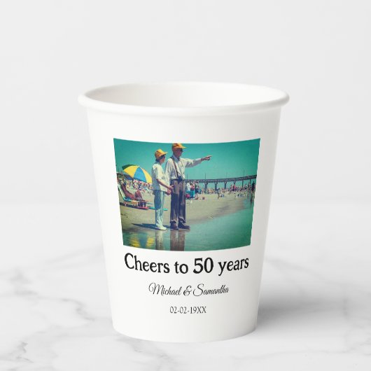 50周年に対する歓呼の追加の名前の写真日付 紙コップ (正面)