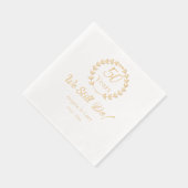 50周年を迎える「我々は今も結婚続ける 箔ナプキン (右)