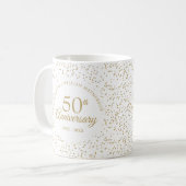 50周年結婚記念日のゴールドダストコンフェッティ コーヒーマグカップ (正面左)