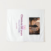 50周年結婚記念日のピンクのリボンおめでとう タペストリー (正面(横))