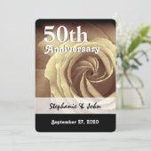 50周年結婚記念日 エレガント ゴールド ローズ A01B 招待状 (スタンド正面)