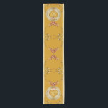 50周年結婚 ショートテーブルランナー<br><div class="desc">正しい50周年または1周年のランナー結婚を探している？その後、おそらく美しい、黄金の黄金の色華美、ハートの繰り返し、宝石グラフィックは彼ら与えの両方のための単なる物だ！</div>