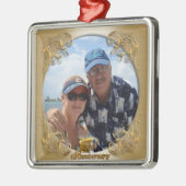 50周年記念オーナメント写真。 メタルオーナメント (左)