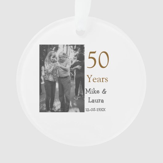 50周年記念ハッピーカップル名を追加する日付weddin オーナメント (正面)