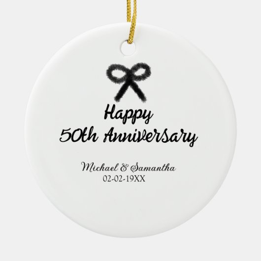 50周年記念ハッピーカップル名を追加する日付weddin セラミックオーナメント (正面)