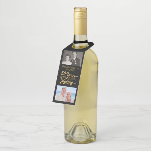 50周年記念ブラック&金ゴールドThen and Now写真 ボトルネックタグ (アングル)