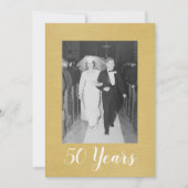 50周年記念写真付き - ブラシ仕上げのゴールド 招待状 (正面)