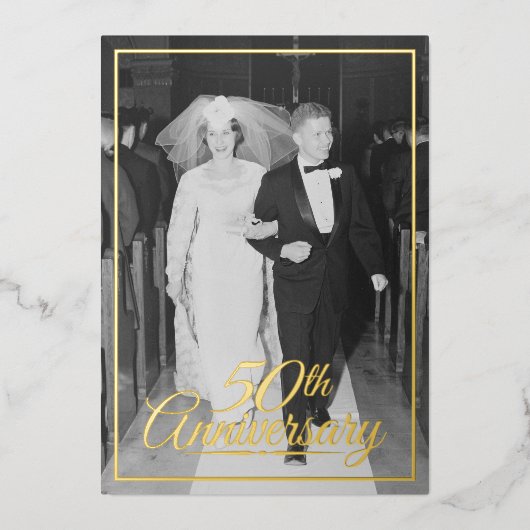 50周年記念結婚写真と金ゴールド 箔招待状 (正面)