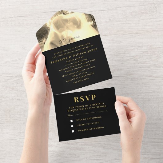 50周年記念結婚金ゴールド黒写真 オールインワン招待状 (貼ってはがせる)