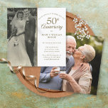 50周年記念結婚2フォトスクエア 招待状<br><div class="desc">シックなお気に入りの金ゴールド結婚タイポグラフィで50周年記念の特別なお祝い詳細と結婚、あなたの写真でパーソナライズ。その裏には2つ目の特別な写真が映っている。Thisisnomeによる設計©</div>