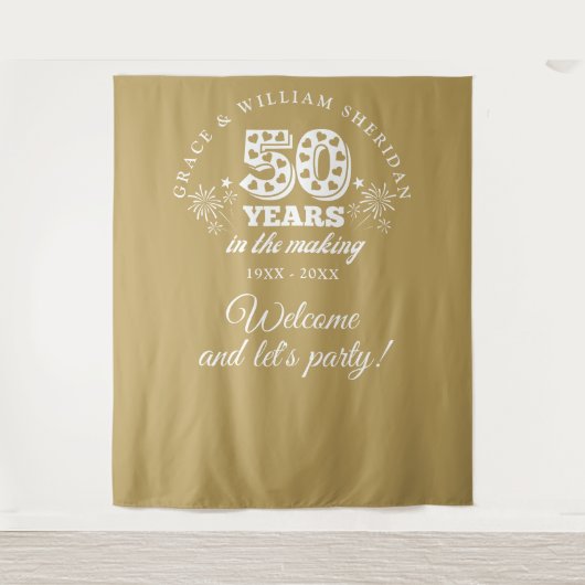 50周年記念 ゴールド フォト プロップ タペストリー (正面)