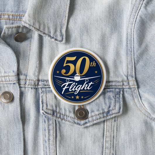 50回目フライト ゴールド 飛行機 旅行 お土産 缶バッジ (インサイチュ)