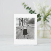 50年代のファッションの郵便はがき ポストカード (スタンド正面)