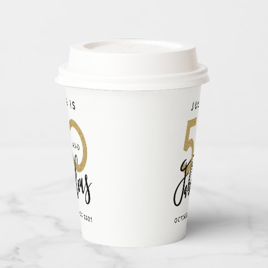 50歳と素晴らしい黒と金ゴールド 紙コップ (左)