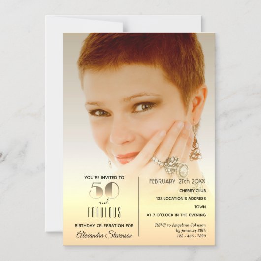 50歳にして素晴らしい、エレガントなゴールド50歳の誕生日写真 マグネット招待状 (正面)