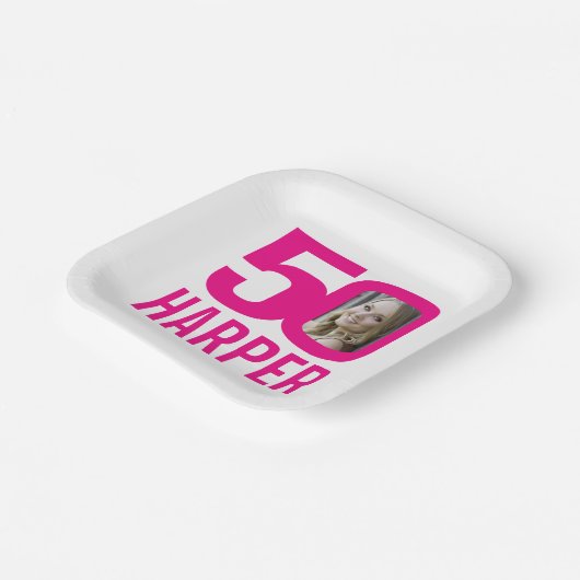 50歳の誕生日の明るいピンクの白50カスタム枚の写真 ペーパープレート (傾斜あり)