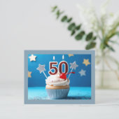 50歳の誕生日ろうそく付きカップケーキ パーソナライズド ポストカード (スタンド正面)