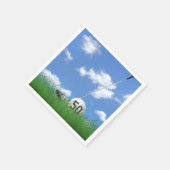 50歳の誕生日を迎えるゴルフボールとクラブ スタンダードカクテルナプキン (角)