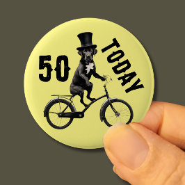 50歳の誕生日を迎える50歳の犬 缶バッジ