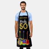 50歳の誕生日ギターロック50名 エプロン (着用した状態)