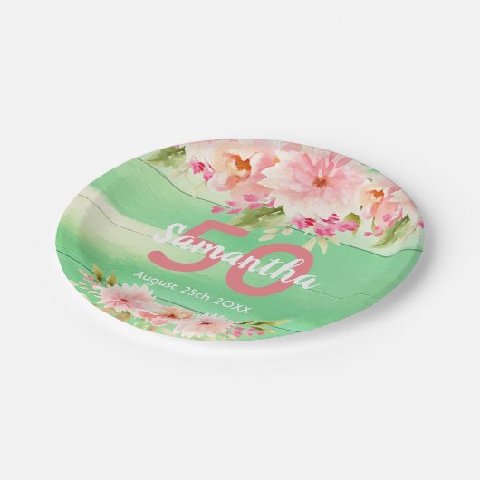50歳の誕生日グリーンピンクの花模様モノグラム素朴 ペーパープレート (アングル)